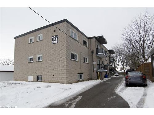 304-122 Sixth Avenue, Kitchener, ON - Outdoor