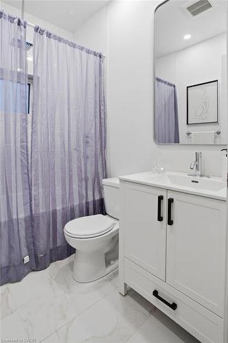 34 Indiana Road W, Hagersville, ON - Indoor Photo Showing Bathroom