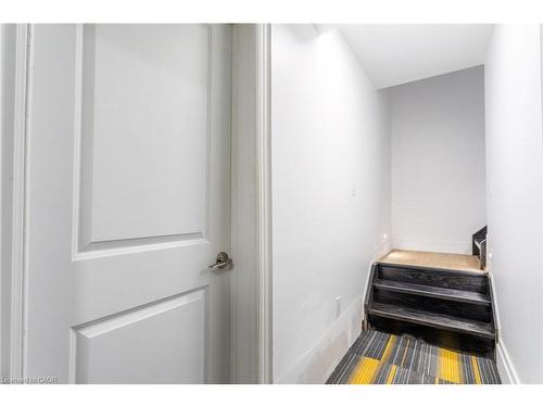 34 Indiana Road W, Hagersville, ON - Indoor Photo Showing Other Room