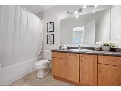 268 Parkvale Drive, Kitchener, ON - Indoor Photo Showing Bathroom