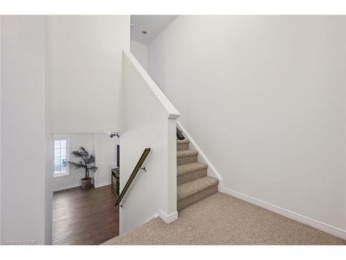 268 Parkvale Drive, Kitchener, ON - Indoor Photo Showing Other Room