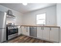 2-198 Sherman Avenue N, Hamilton, ON  - Indoor Photo Showing Kitchen 