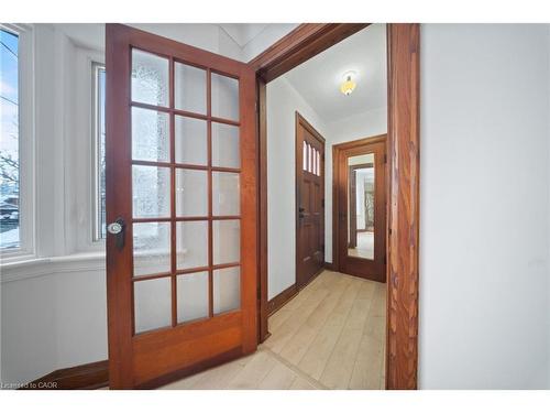 186 Huxley Avenue S, Hamilton, ON - Indoor Photo Showing Other Room