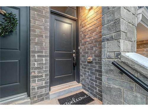 21-383 Dundas Street E, Waterdown, ON - Outdoor With Exterior