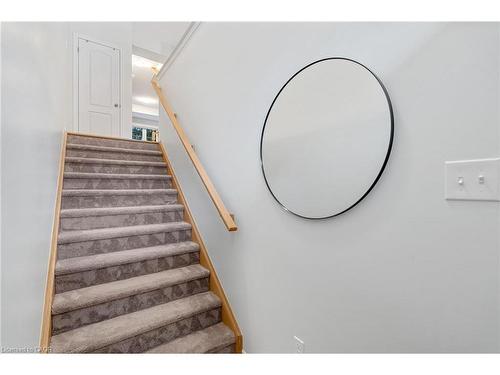 21-383 Dundas Street E, Waterdown, ON - Indoor Photo Showing Other Room