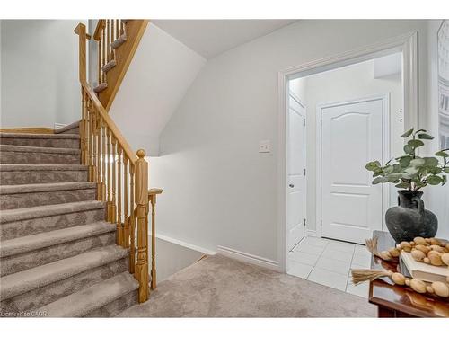 21-383 Dundas Street E, Waterdown, ON - Indoor Photo Showing Other Room