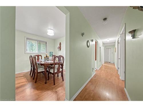 152 Kinzie Avenue, Kitchener, ON - Indoor Photo Showing Dining Room