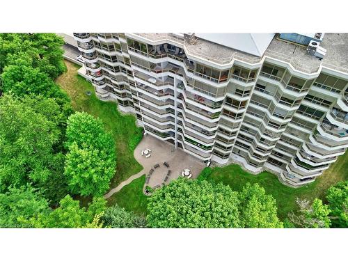 506-1770 Main Street W, Hamilton, ON - Outdoor