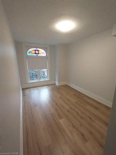 102 Grant Avenue, Hamilton, ON - Indoor Photo Showing Other Room