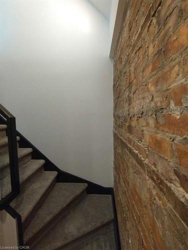 102 Grant Avenue, Hamilton, ON - Indoor Photo Showing Other Room