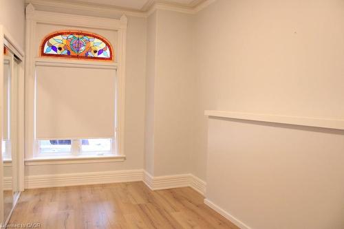 102 Grant Avenue, Hamilton, ON - Indoor Photo Showing Other Room