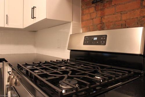 102 Grant Avenue, Hamilton, ON - Indoor