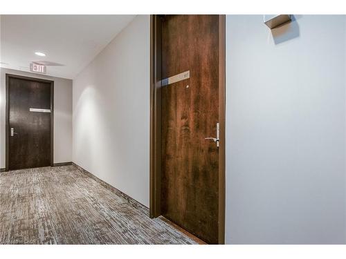 807-191 King Street S, Waterloo, ON - Indoor Photo Showing Other Room