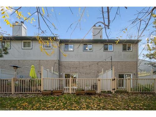 5-589 Beechwood Drive, Waterloo, ON - Outdoor