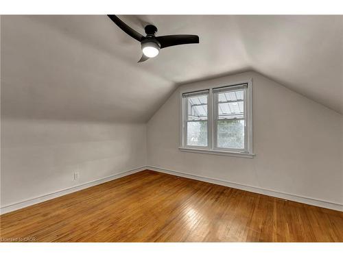 131 East 42Nd Street, Hamilton, ON - Indoor Photo Showing Other Room