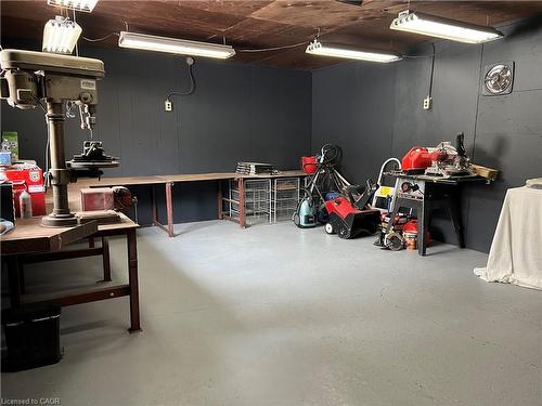 131 East 42Nd Street, Hamilton, ON - Indoor