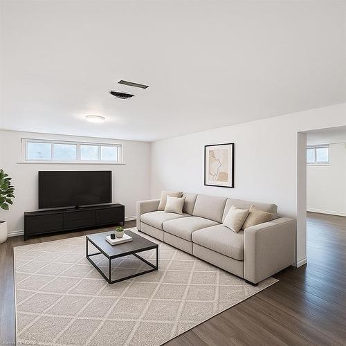 194 Pleasant Avenue, Toronto, ON - Indoor Photo Showing Living Room