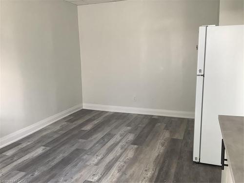 3-90 Kent Street S, Simcoe, ON - Indoor Photo Showing Other Room