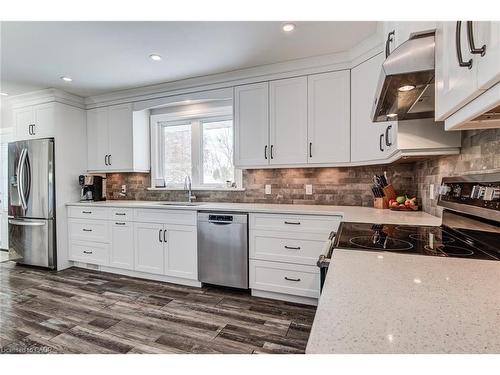 59 Washington Street E, Washington, ON - Indoor Photo Showing Kitchen