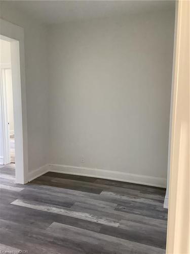 4-90 Kent Street S, Simcoe, ON - Indoor Photo Showing Other Room