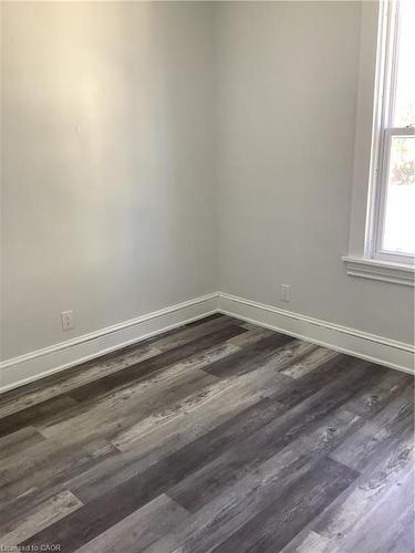 4-90 Kent Street S, Simcoe, ON - Indoor Photo Showing Other Room