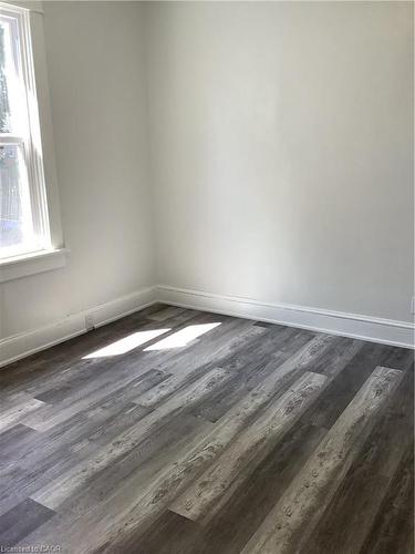 4-90 Kent Street S, Simcoe, ON - Indoor Photo Showing Other Room