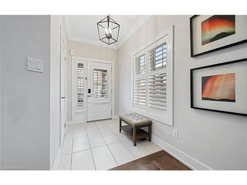 24-2086 Ghent Avenue, Burlington, ON - Indoor Photo Showing Other Room