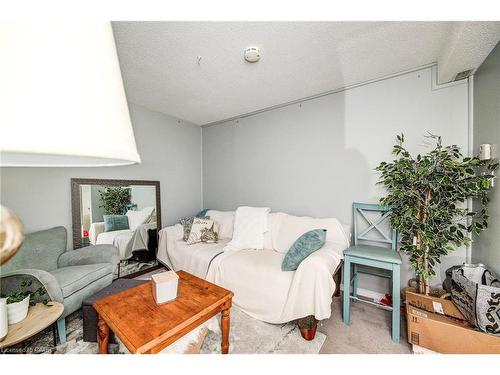 115-456 Janefield Avenue, Guelph, ON - Indoor Photo Showing Other Room