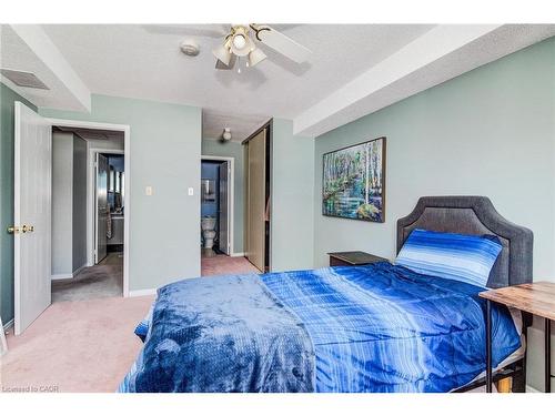115-456 Janefield Avenue, Guelph, ON - Indoor Photo Showing Bedroom