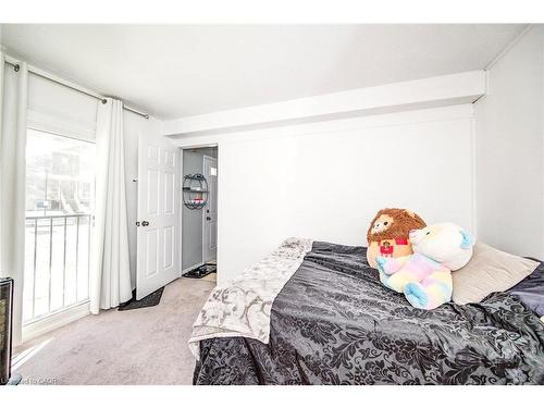 115-456 Janefield Avenue, Guelph, ON - Indoor Photo Showing Bedroom