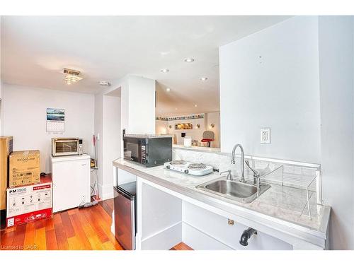 383 Campbell Street, Lucknow, ON - Indoor Photo Showing Kitchen