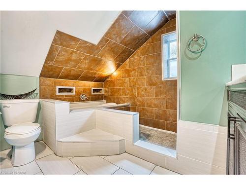 383 Campbell Street, Lucknow, ON - Indoor Photo Showing Bathroom