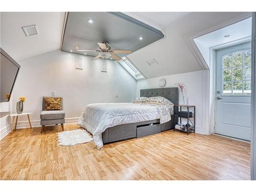 383 Campbell Street, Lucknow, ON - Indoor Photo Showing Bedroom