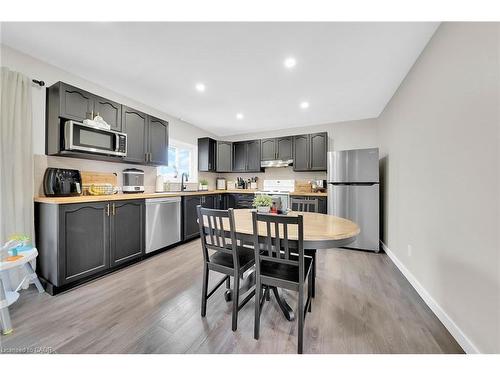1073 Concession 6 Woodhouse Road, Simcoe, ON - Indoor Photo Showing Kitchen