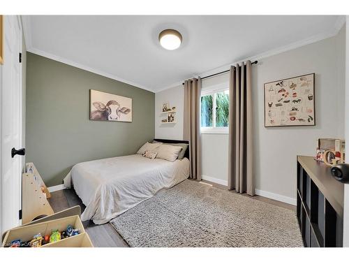 1073 Concession 6 Woodhouse Road, Simcoe, ON - Indoor Photo Showing Bedroom