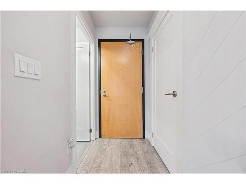 104-15 Prince Albert Boulevard, Kitchener, ON - Indoor Photo Showing Other Room