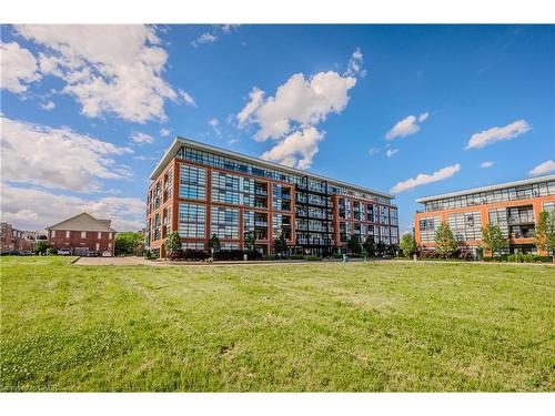 104-15 Prince Albert Boulevard, Kitchener, ON - Outdoor