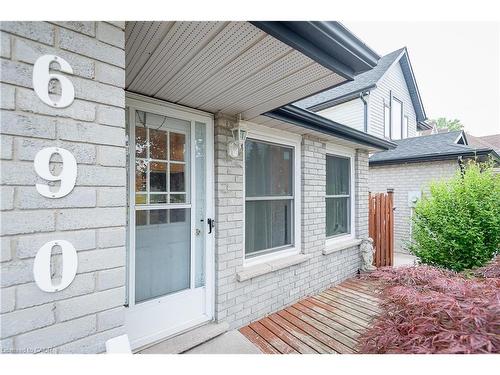 Main-690 Elgin Street N, Cambridge, ON - Outdoor With Exterior