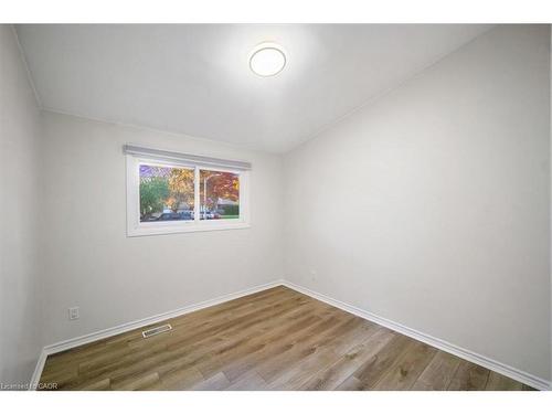 418 Norrie Crescent, Burlington, ON - Indoor Photo Showing Other Room