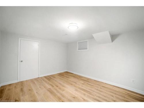 418 Norrie Crescent, Burlington, ON - Indoor Photo Showing Other Room