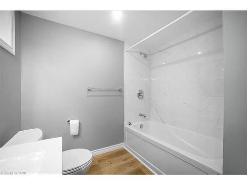 418 Norrie Crescent, Burlington, ON - Indoor Photo Showing Bathroom