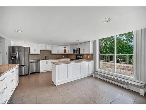 Ph1-150 Wilson Street W, Ancaster, ON - Indoor Photo Showing Kitchen