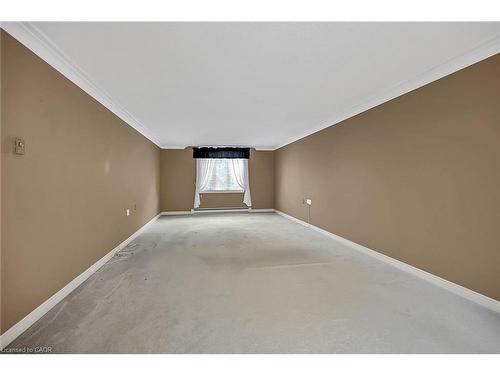 Ph1-150 Wilson Street W, Ancaster, ON - Indoor Photo Showing Other Room