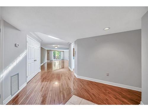 Ph1-150 Wilson Street W, Ancaster, ON - Indoor Photo Showing Other Room