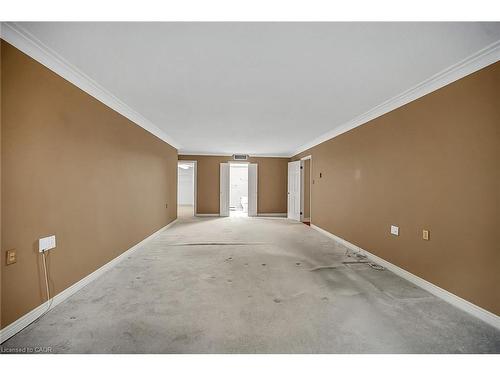 Ph1-150 Wilson Street W, Ancaster, ON - Indoor Photo Showing Other Room
