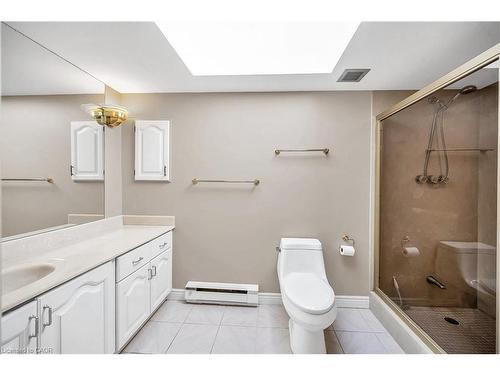 Ph1-150 Wilson Street W, Ancaster, ON - Indoor Photo Showing Bathroom