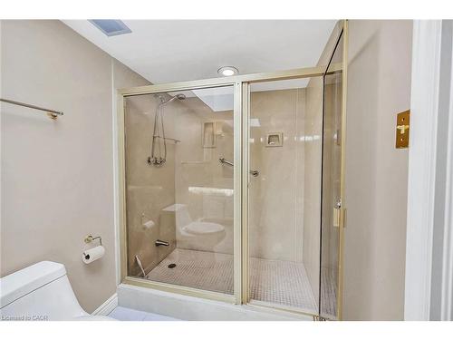 Ph1-150 Wilson Street W, Ancaster, ON - Indoor Photo Showing Bathroom