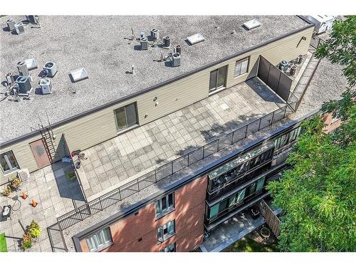 Ph1-150 Wilson Street W, Ancaster, ON - 