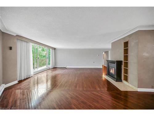 Ph1-150 Wilson Street W, Ancaster, ON - Indoor Photo Showing Other Room