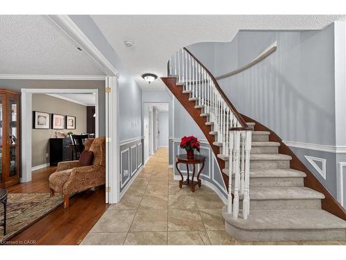 71 Royaledge Way, Hamilton, ON - Indoor Photo Showing Other Room